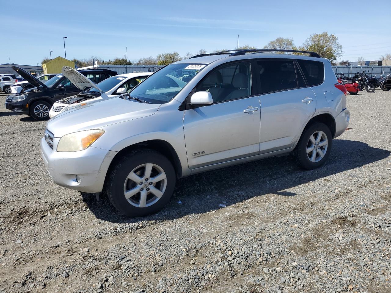 2007 Toyota RAV 4 - Image 1