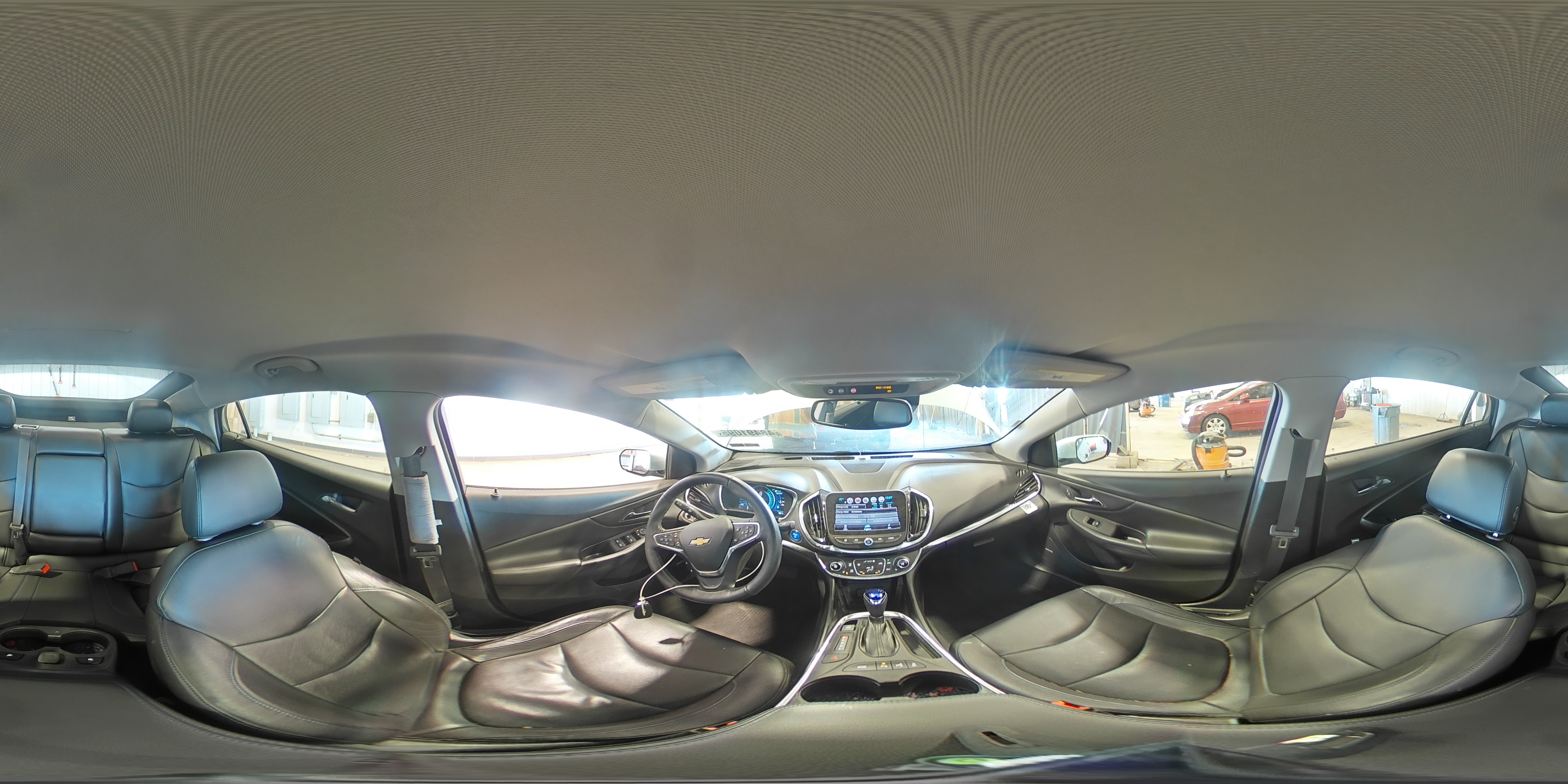 2018 Chevrolet Volt - Image 14