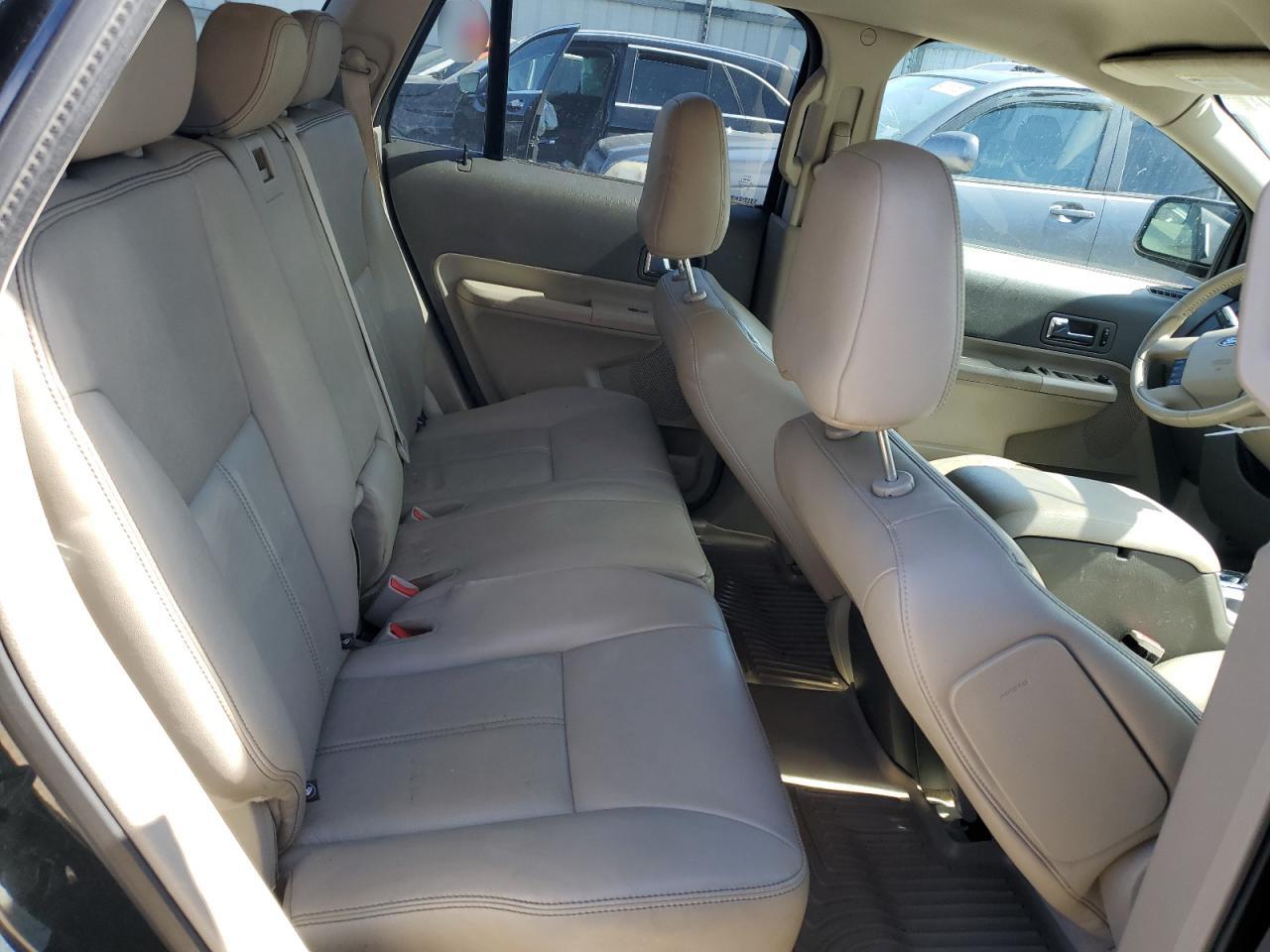 2010 Ford Edge - Image 11