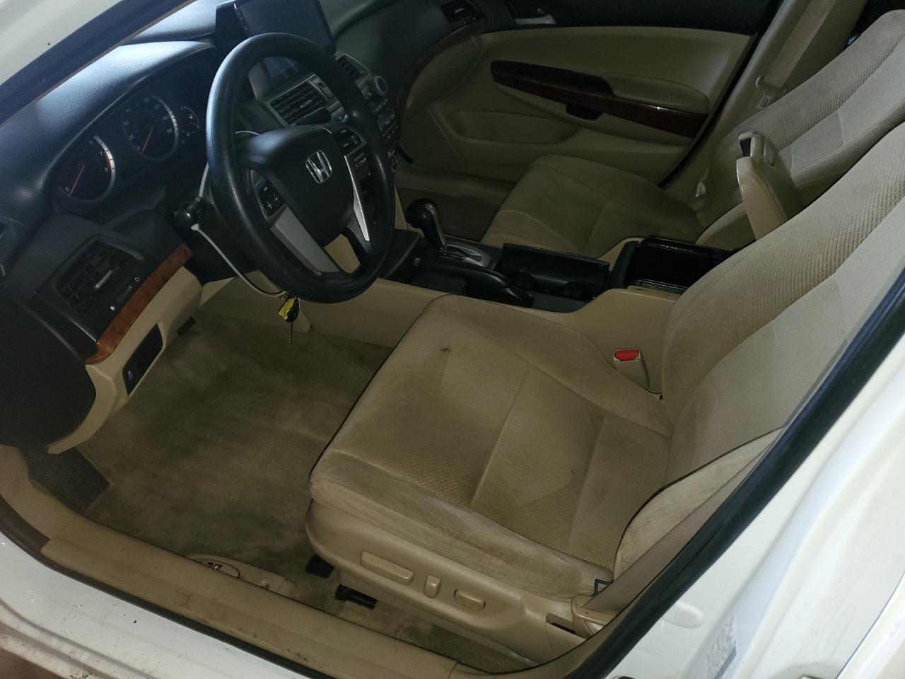 2012 Honda Accord - Image 7