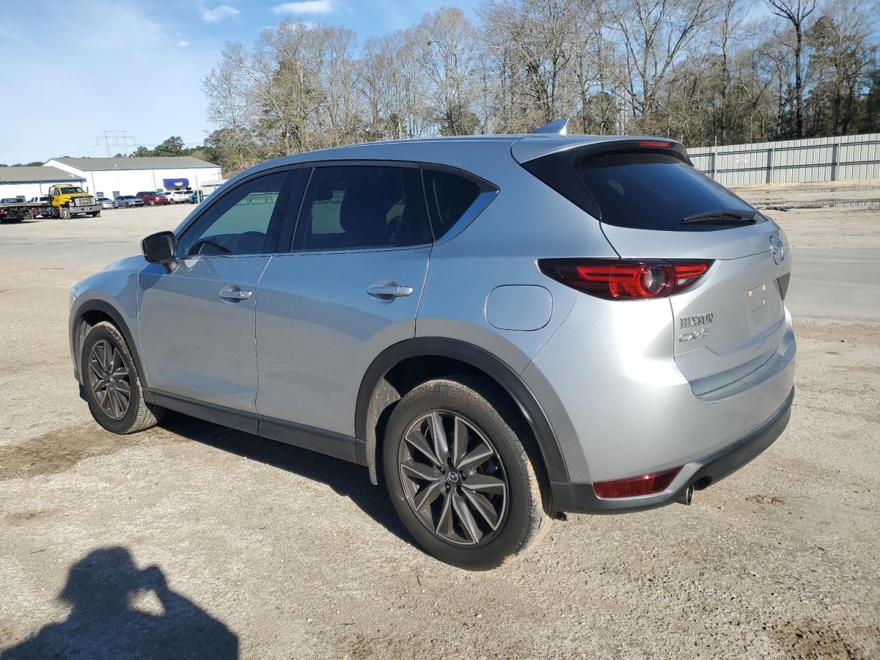 2017 Mazda CX-5 - Image 2