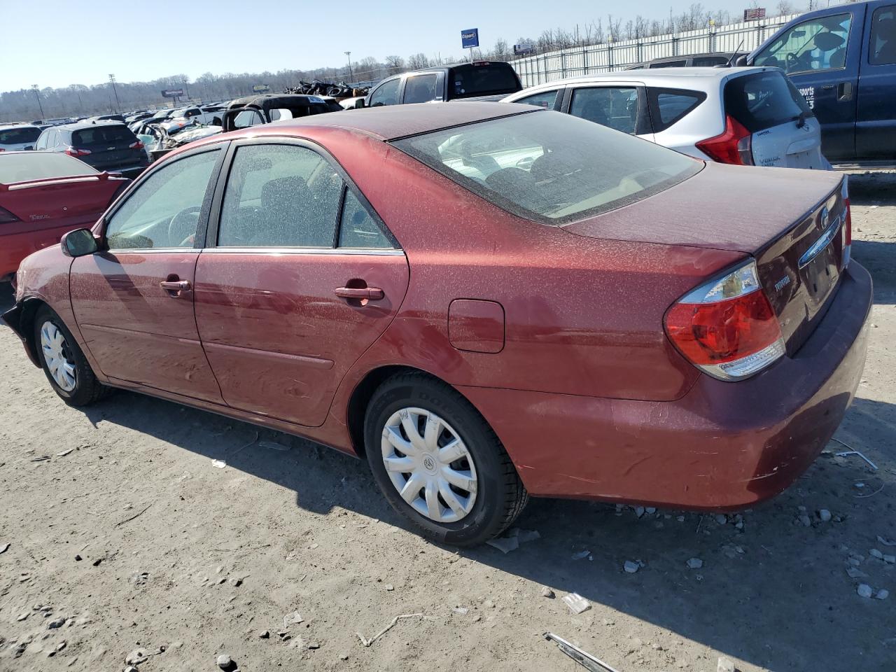 2005 Toyota Camry - Image 2