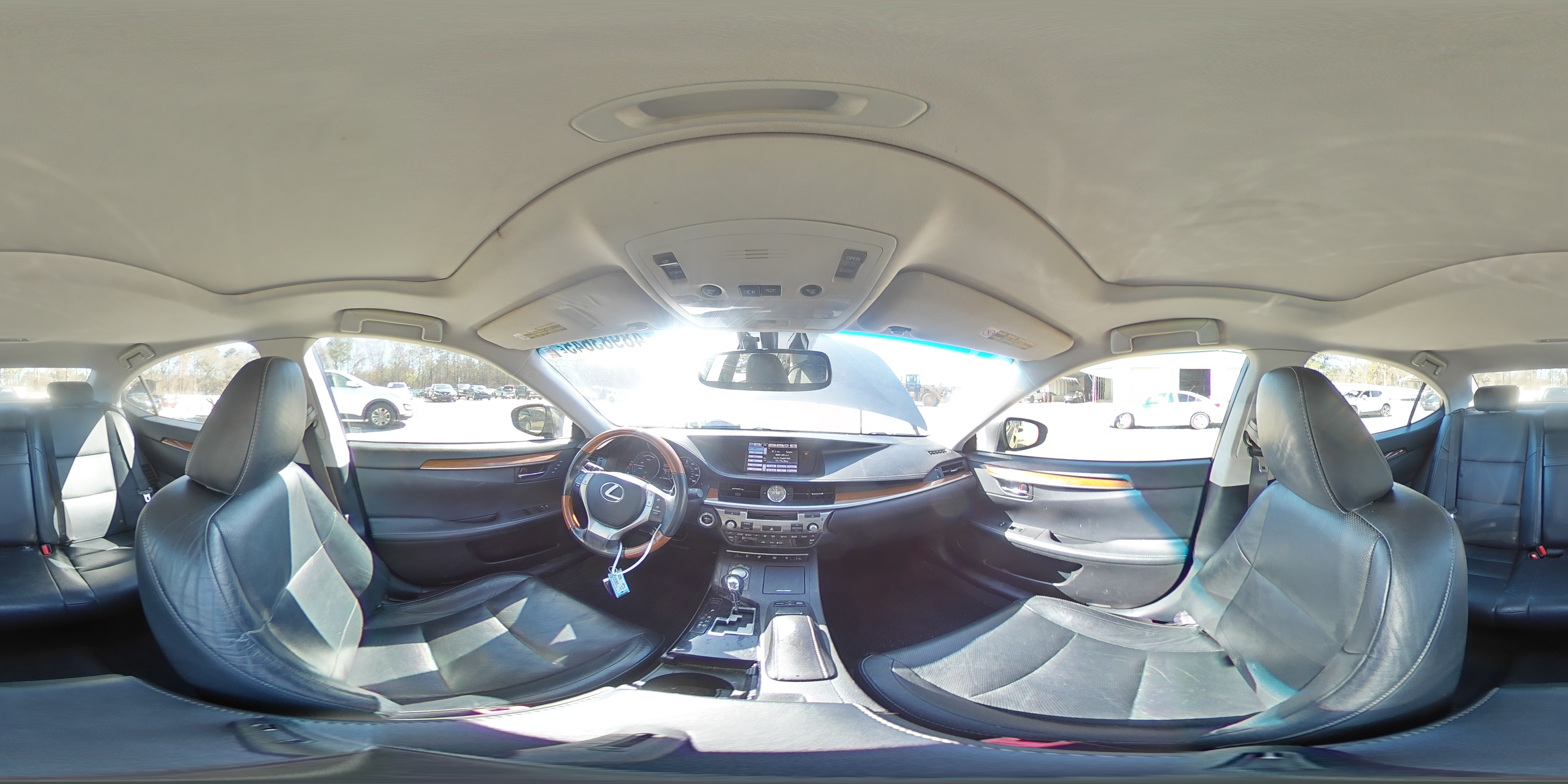 2013 Lexus ES - Image 15
