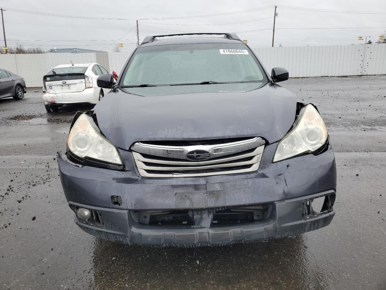 2011 Subaru Outback - Image 5