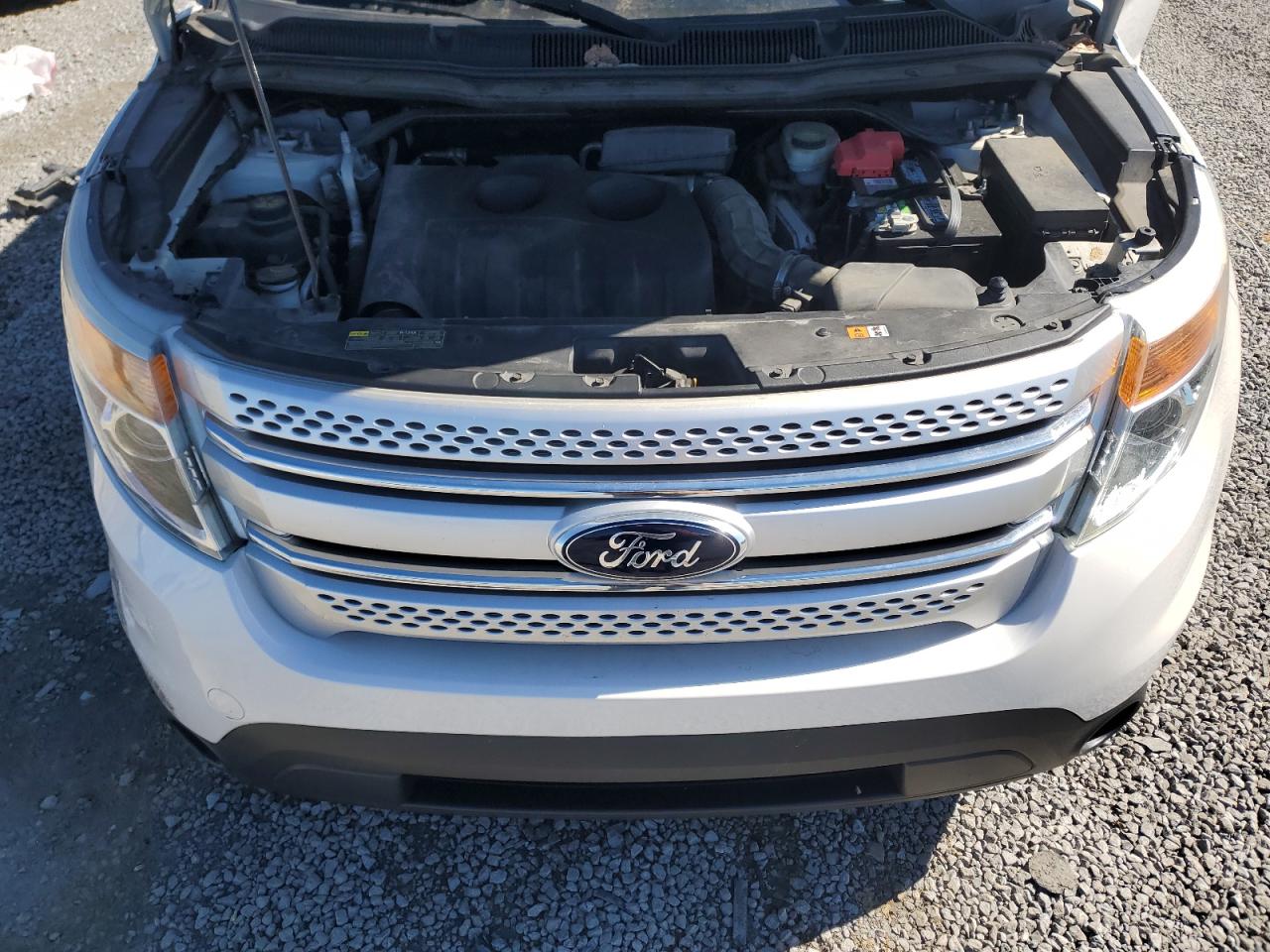2012 Ford Explorer - Image 12