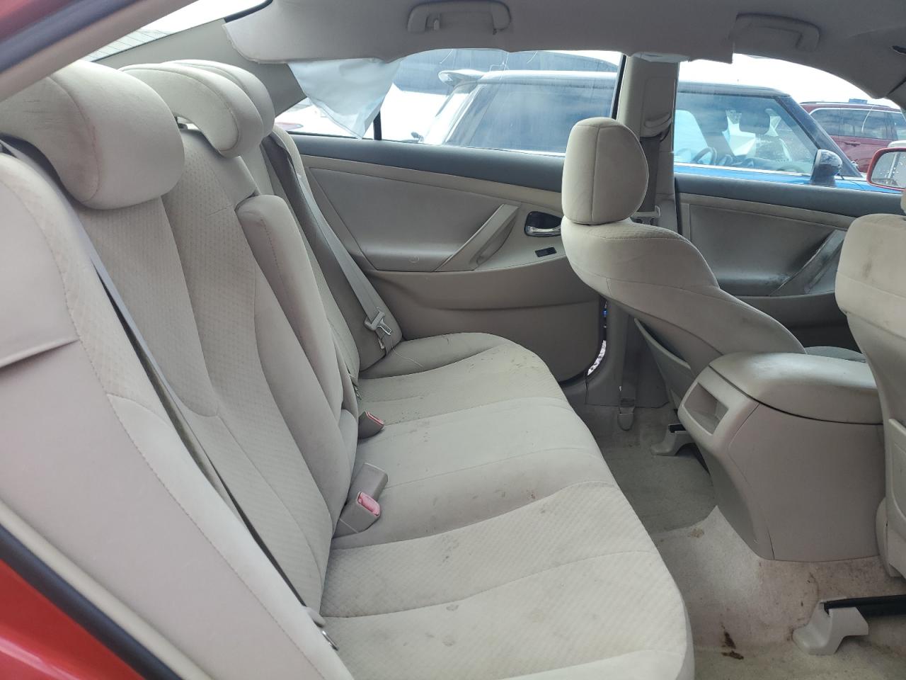 2009 Toyota Camry - Image 10