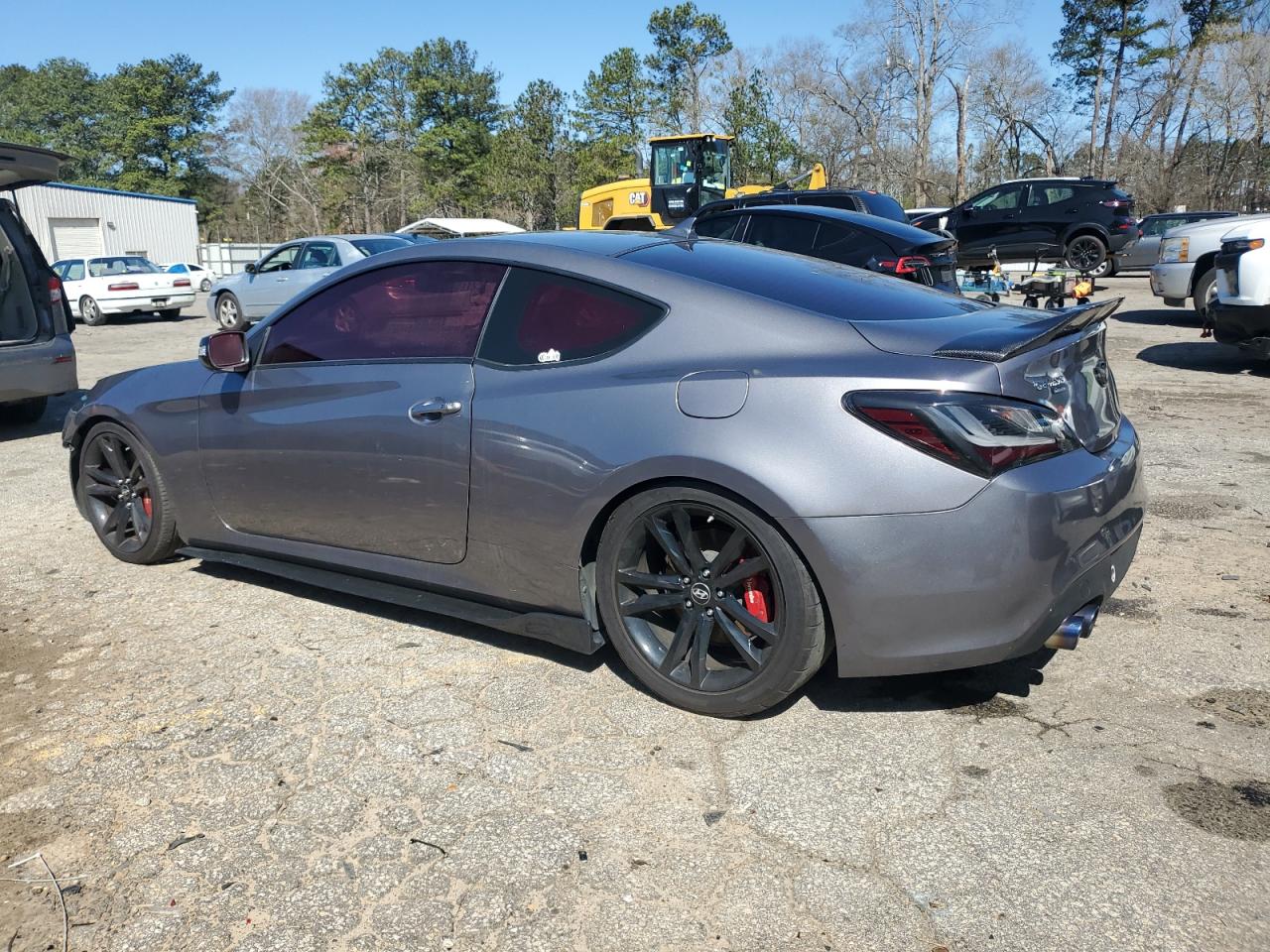 2011 Hyundai Genesis - Image 2