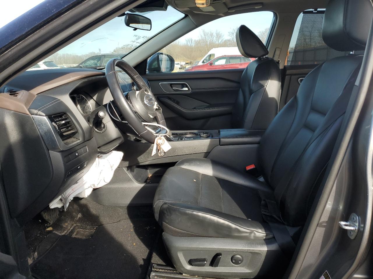 2021 Nissan Rogue - Image 7