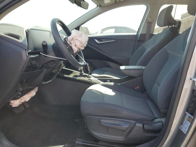  KIA NIRO 2023 Srebrny