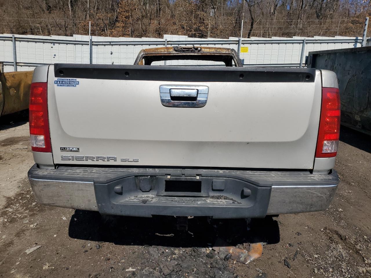 2008 GMC Sierra - Image 6