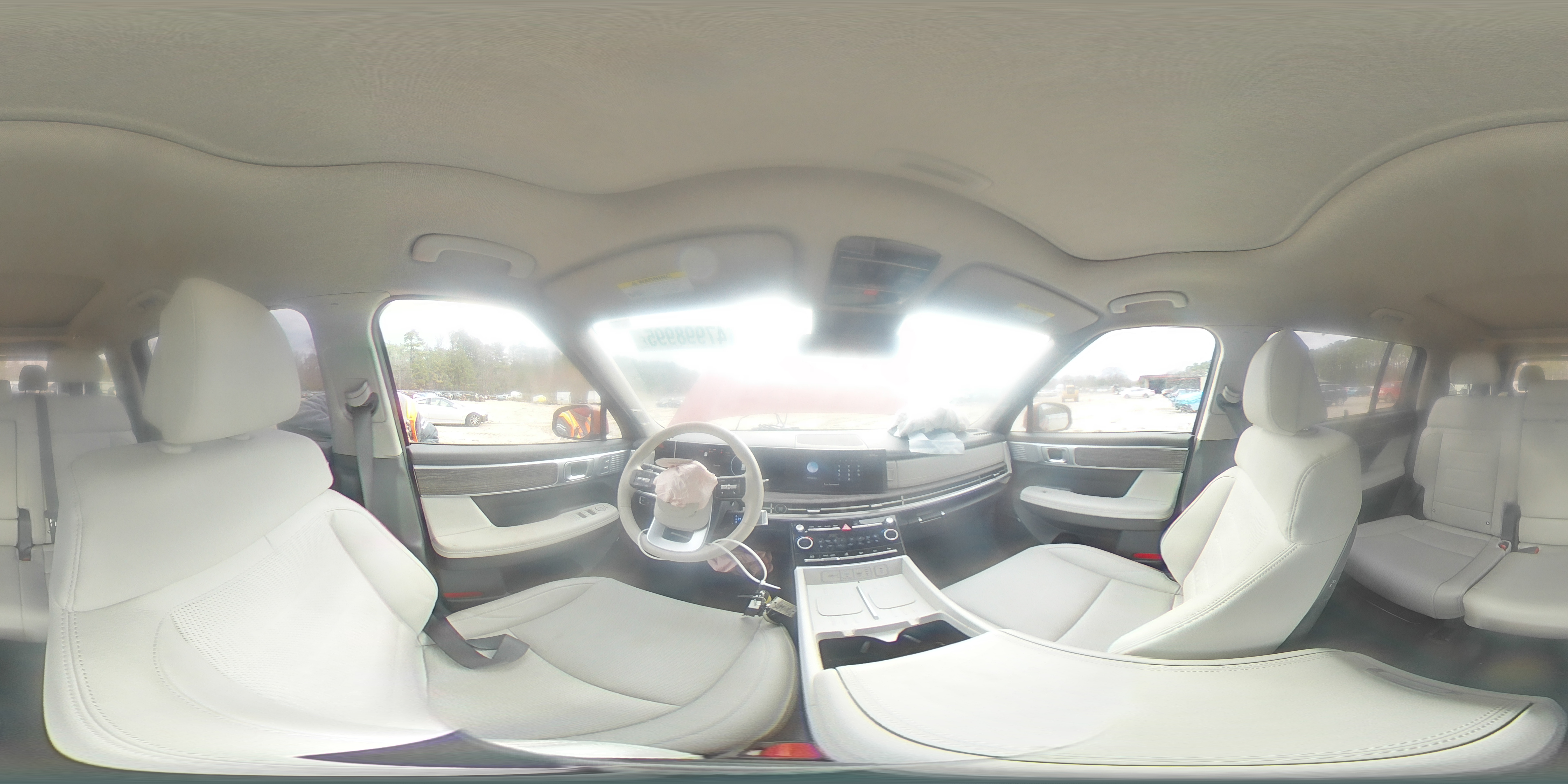 2024 Hyundai Santa Fe - Image 13