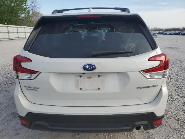  SUBARU FORESTER 2020 Белы