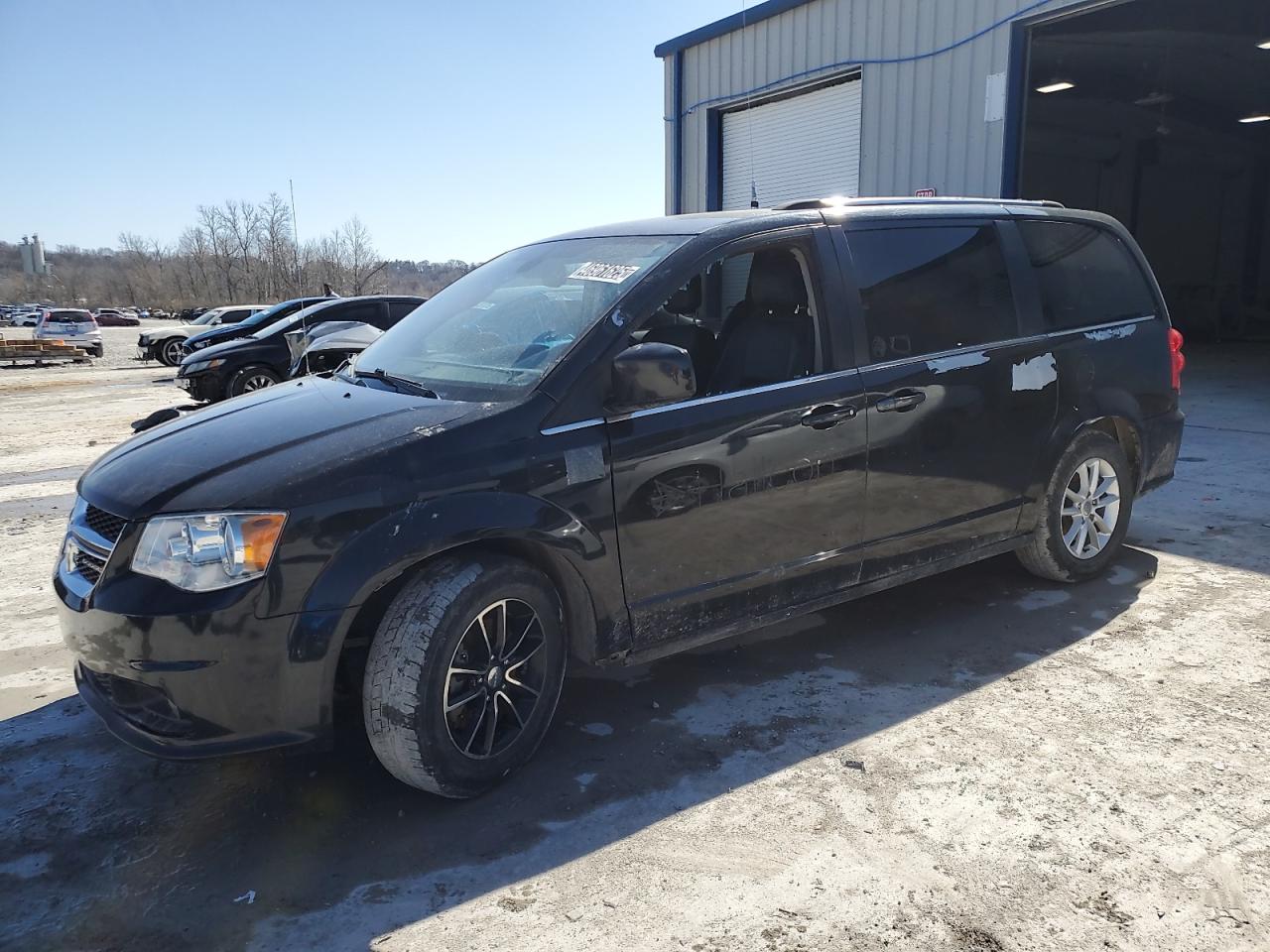 2018 Dodge Caravan - Image 1