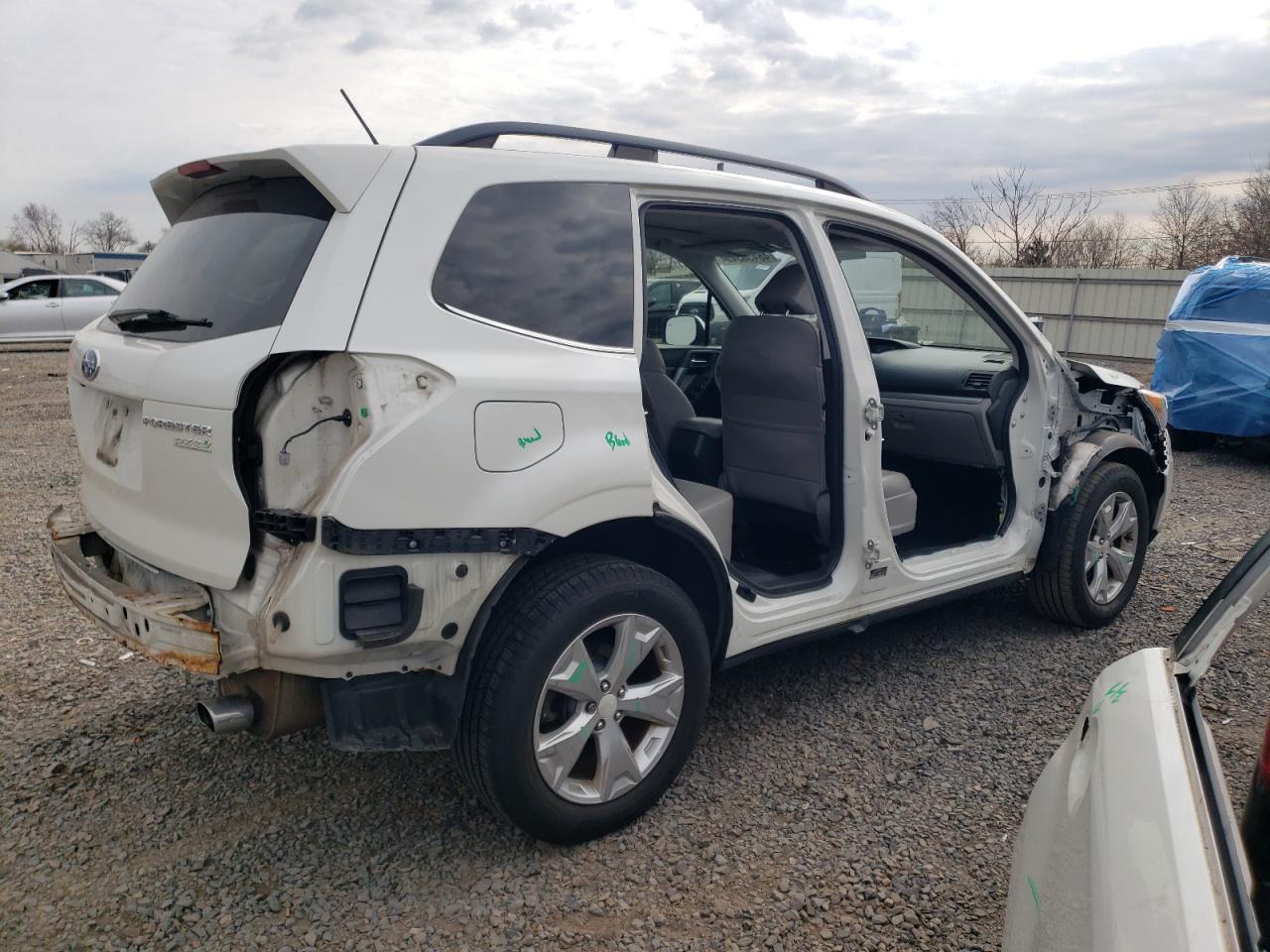 2015 Subaru Forester - Image 3