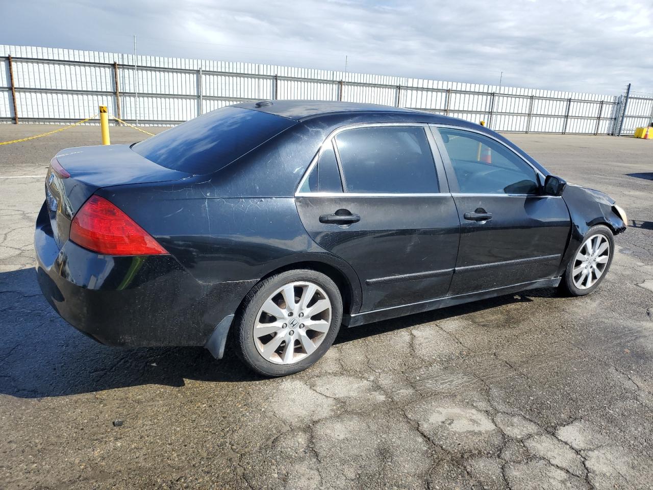 2007 Honda Accord - Image 3