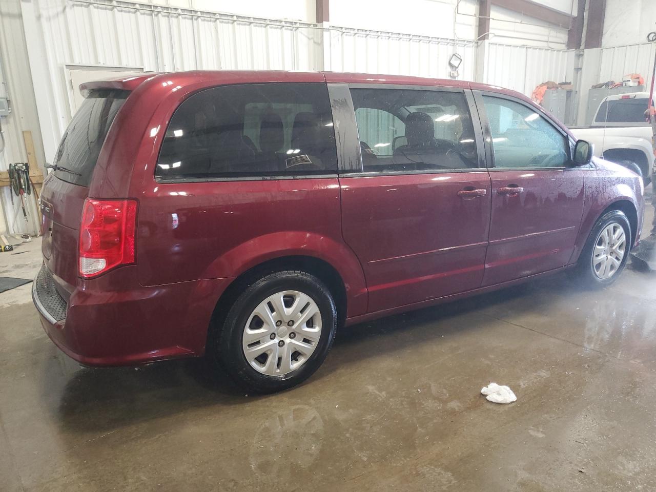 2017 Dodge Caravan - Image 3