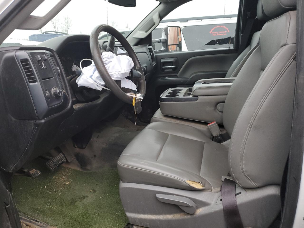 2017 Chevrolet Silverado - Image 7