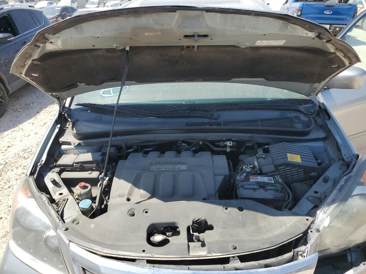 2010 Honda Odyssey - Image 12
