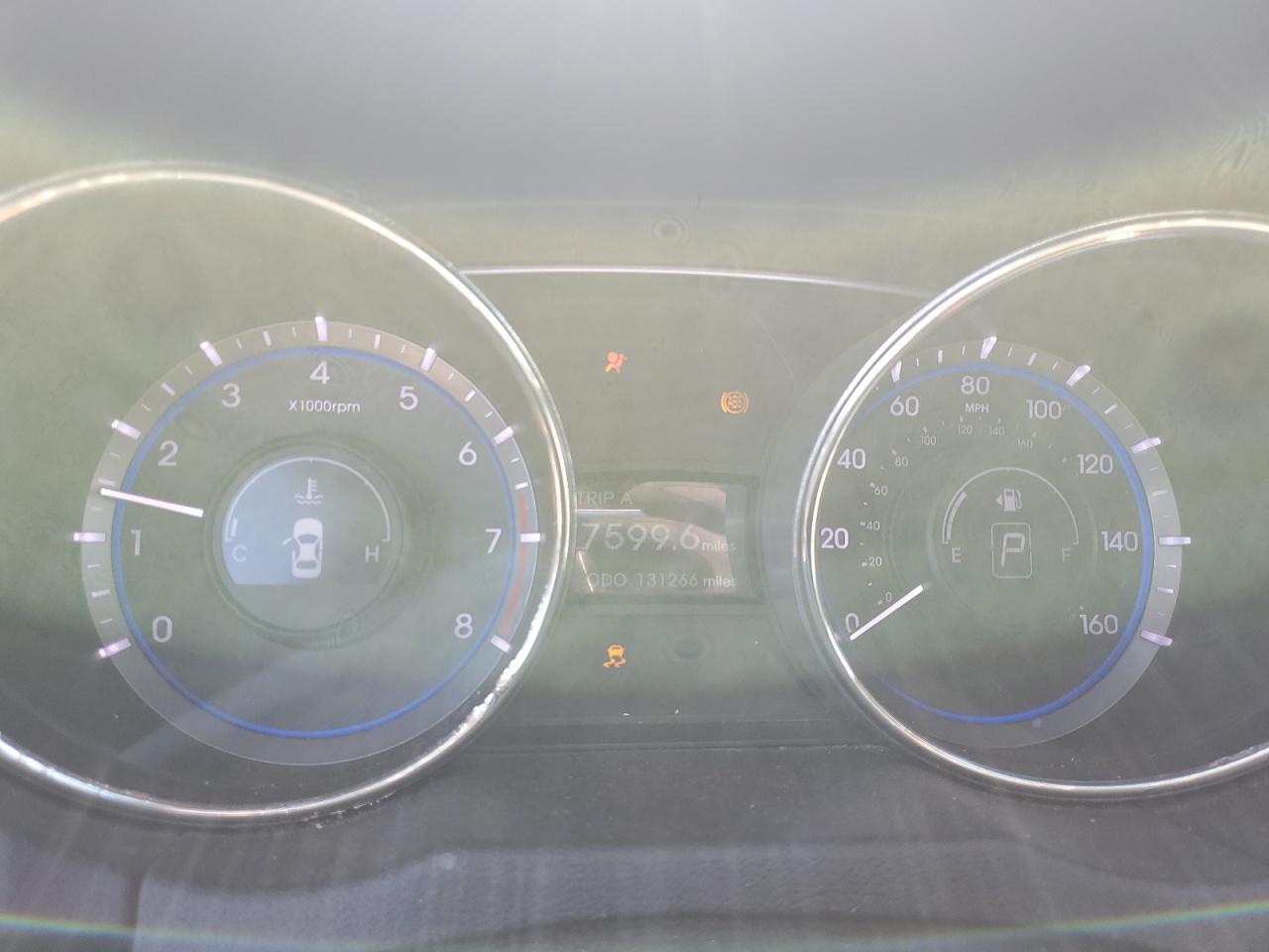 2012 Hyundai Sonata - Image 9