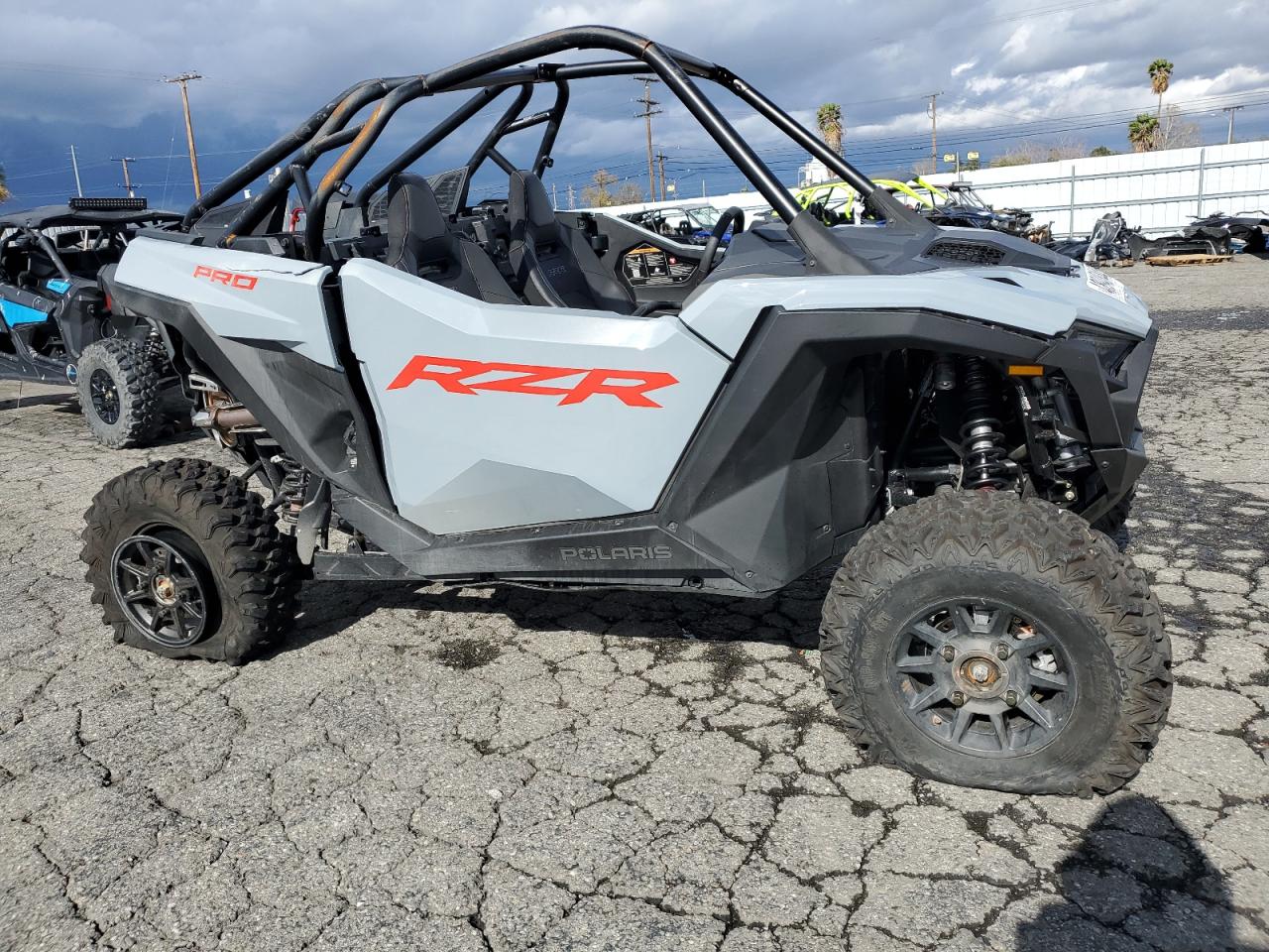 2025 Polaris Rzr Pro Xp Sport na sprzedaż w Colton, CA - Minor Dent/Scratches