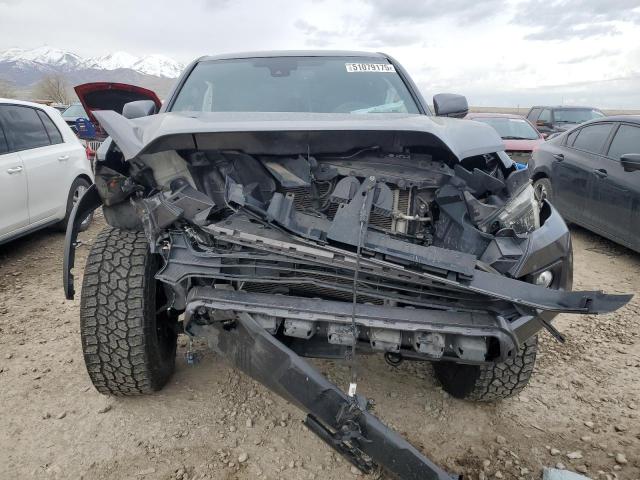  TOYOTA TACOMA 2019 Серый