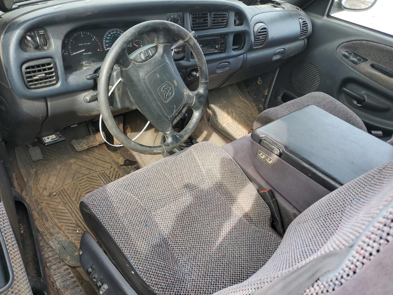 2002 Dodge RAM - Image 8