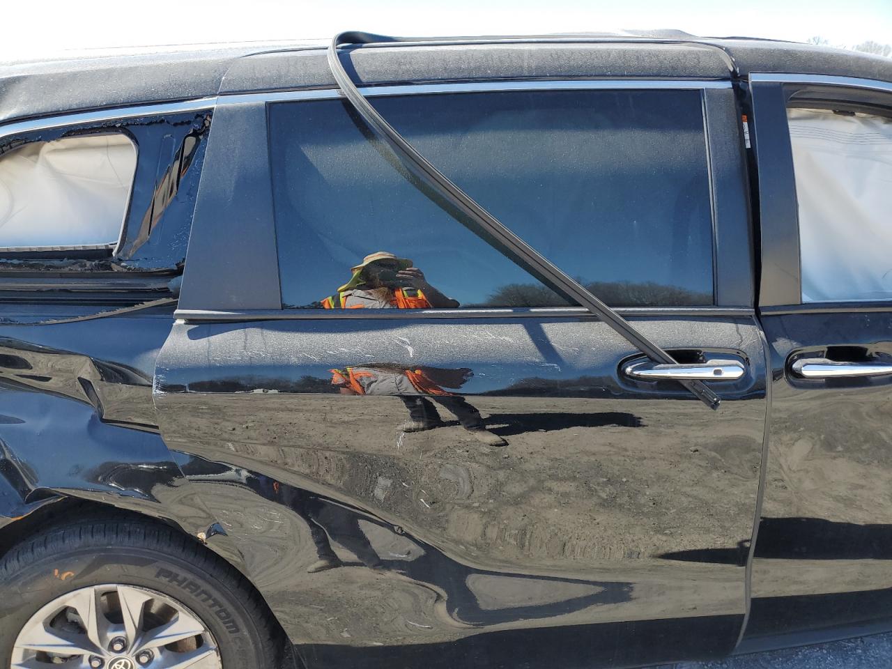 2022 Toyota Sienna Xle VIN: 5TDYRKEC8NS106689 Lot: 49428235
