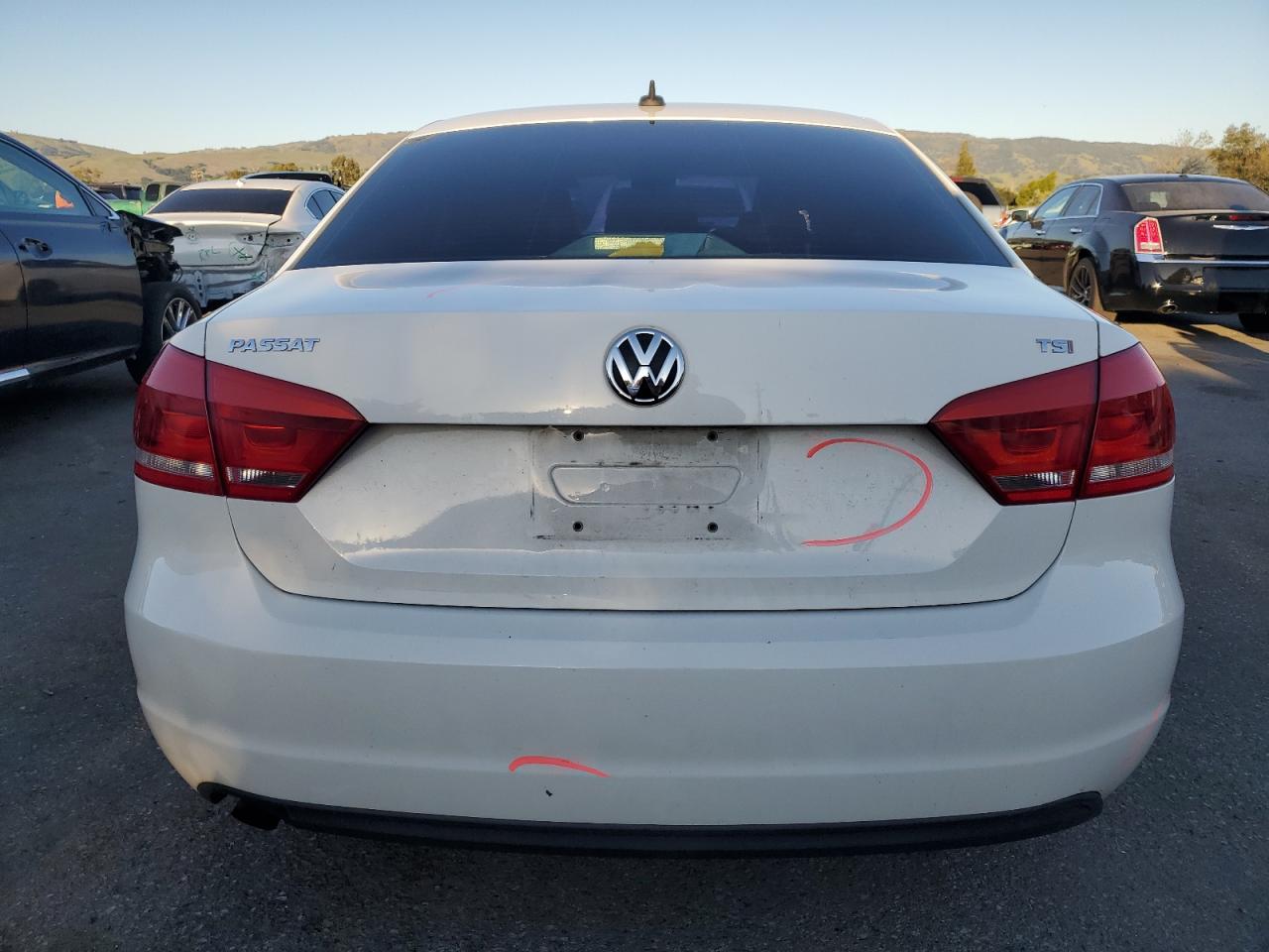 2015 Volkswagen Passat - Image 6