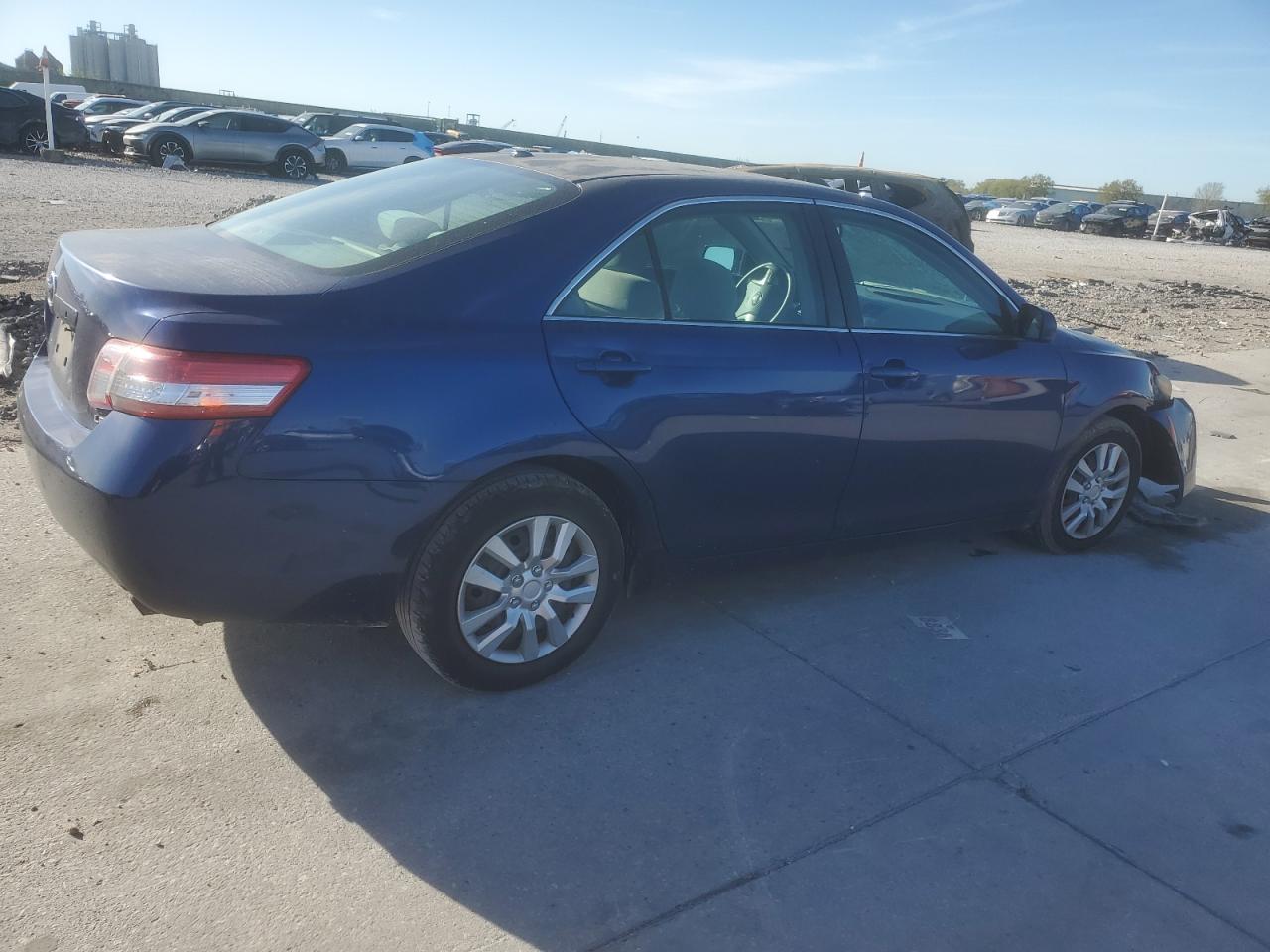 2010 Toyota Camry - Image 3