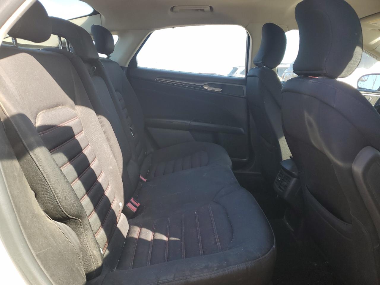 2016 Ford Fusion - Image 10