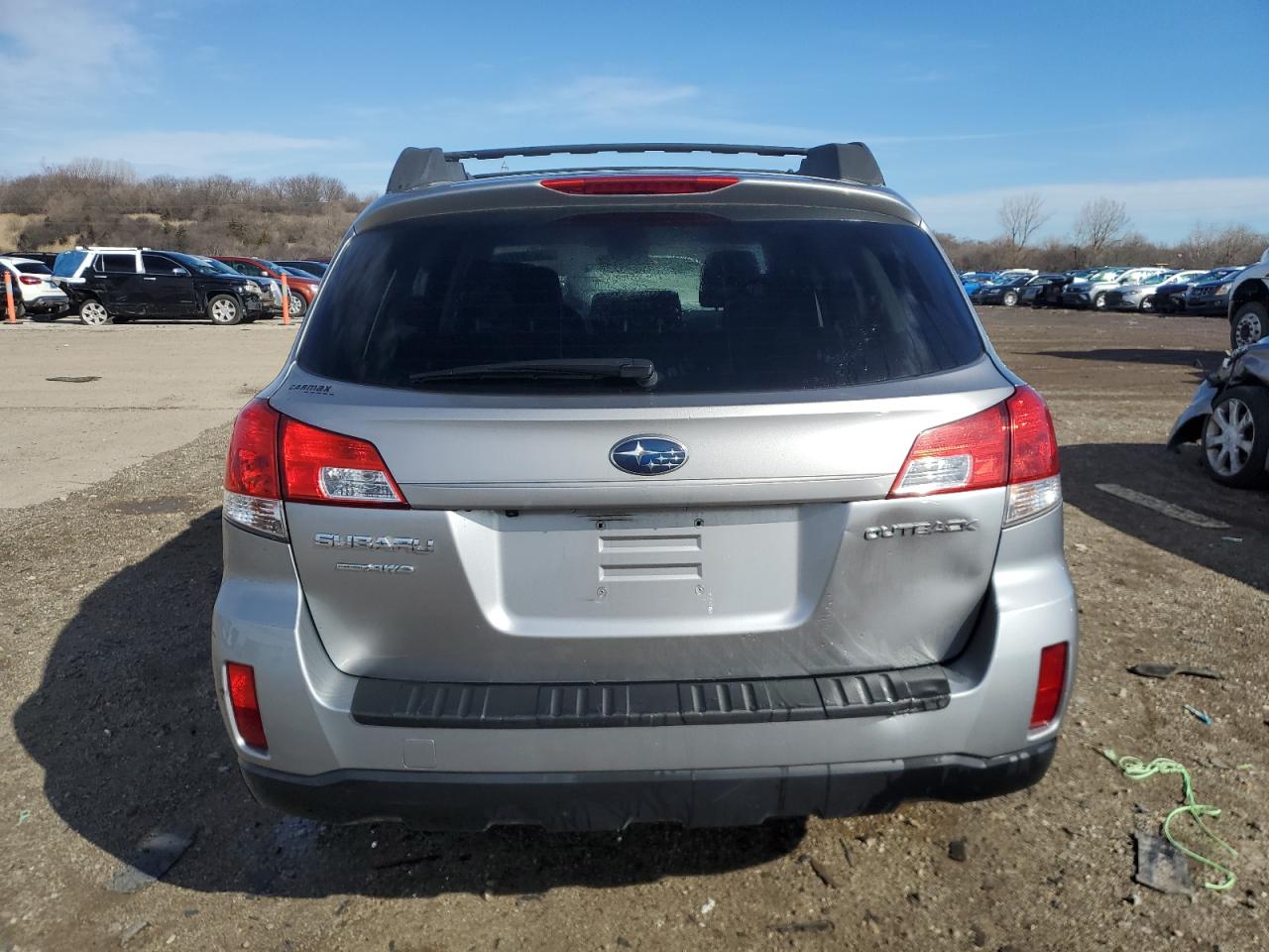 2011 Subaru Outback - Image 6