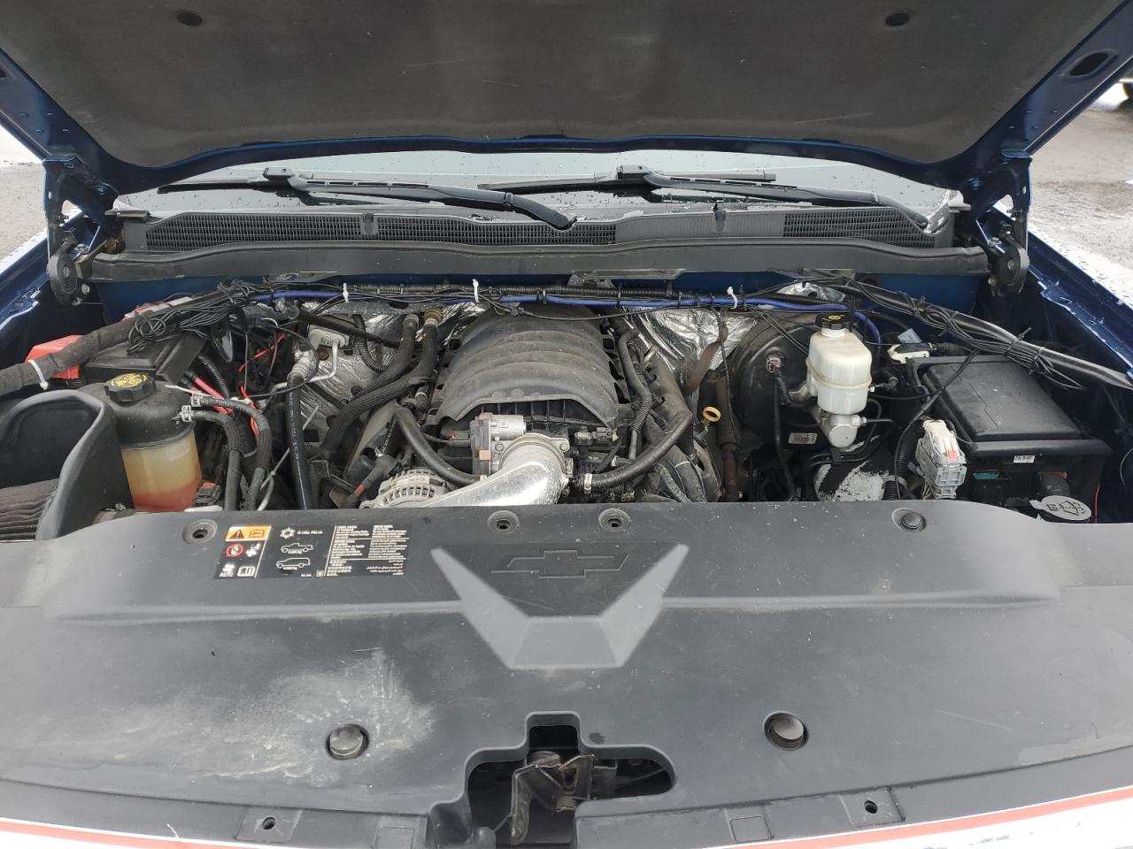 2015 Chevrolet Silverado - Image 11