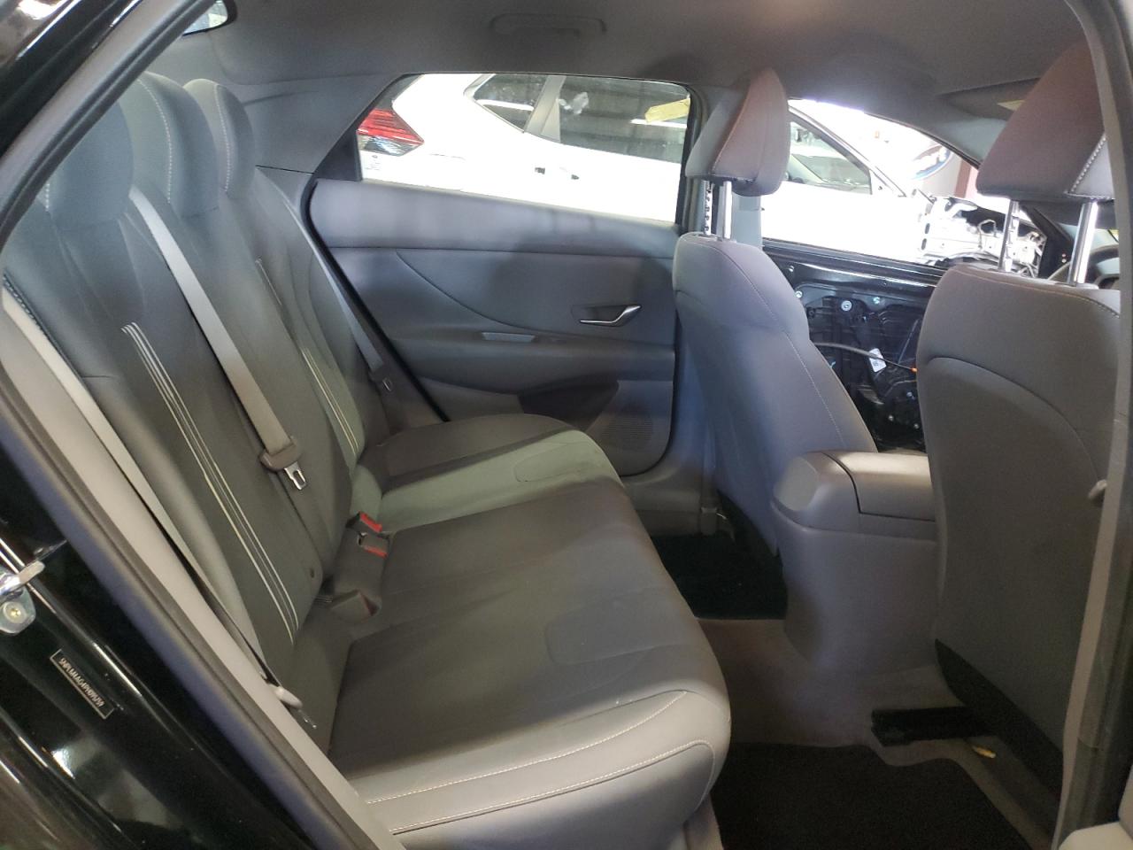 2023 Hyundai Elantra - Image 10