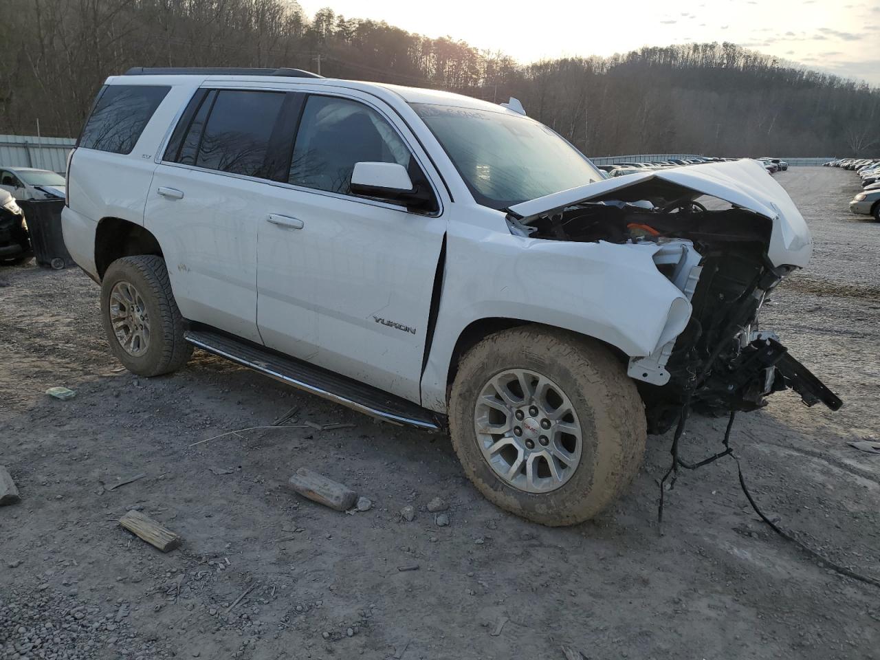 2020 GMC Yukon - Image 4