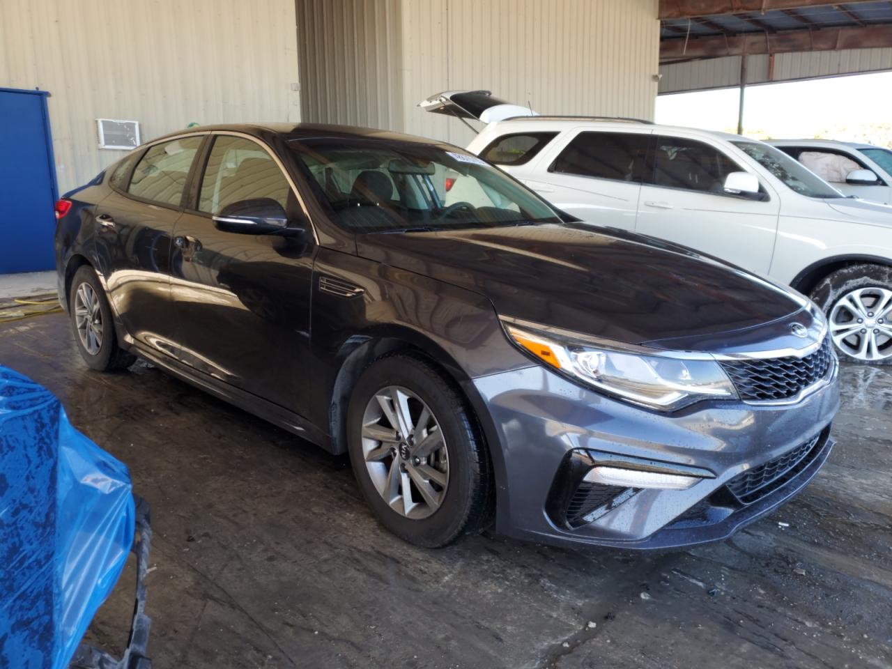2019 Kia Optima - Image 4