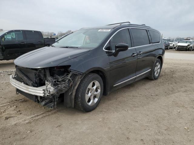  CHRYSLER PACIFICA 2017 Черный