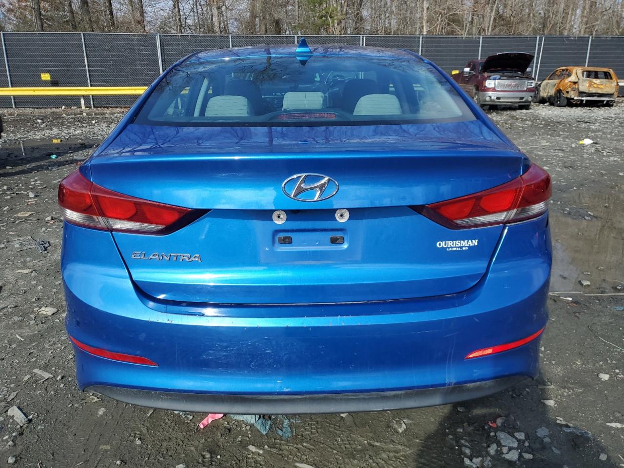 2017 Hyundai Elantra - Image 6
