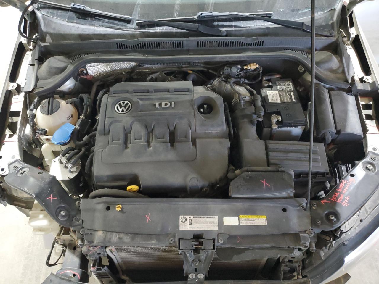 2015 Volkswagen Jetta - Image 11