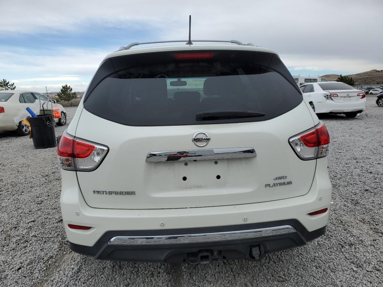 2015 Nissan Pathfinder - Image 6