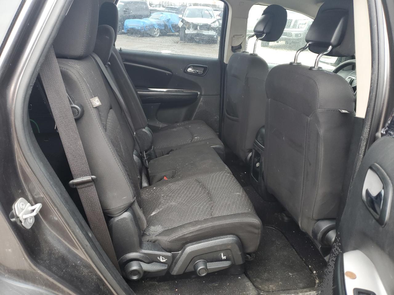 2015 Dodge Journey - Image 11