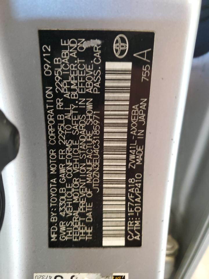 2012 Toyota Prius - Image 12