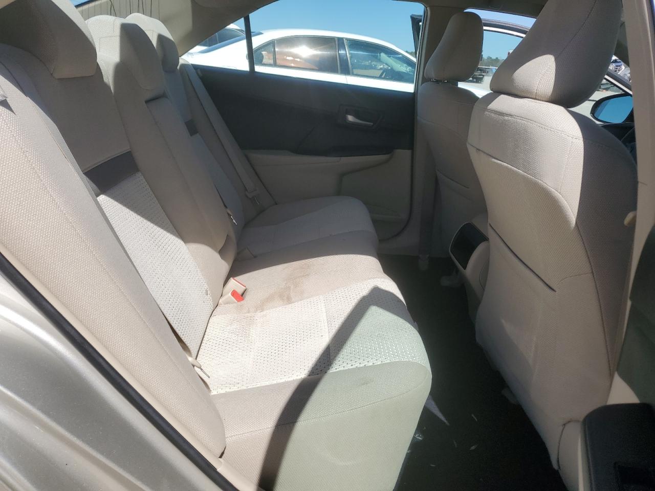2014 Toyota Camry - Image 10