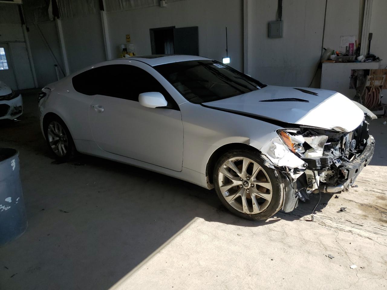 2014 Hyundai Genesis - Image 4