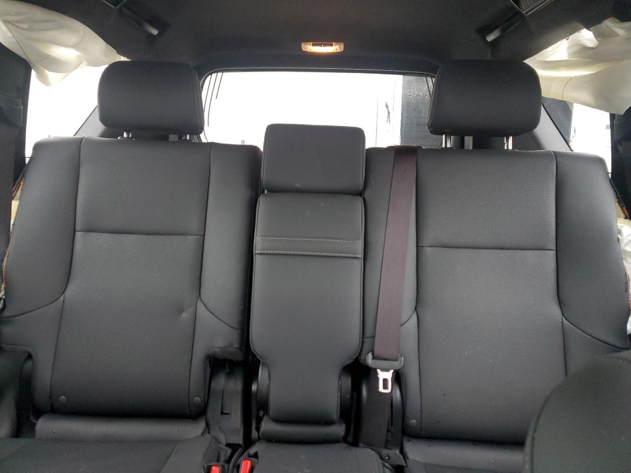 2023 Lexus GX - Image 10