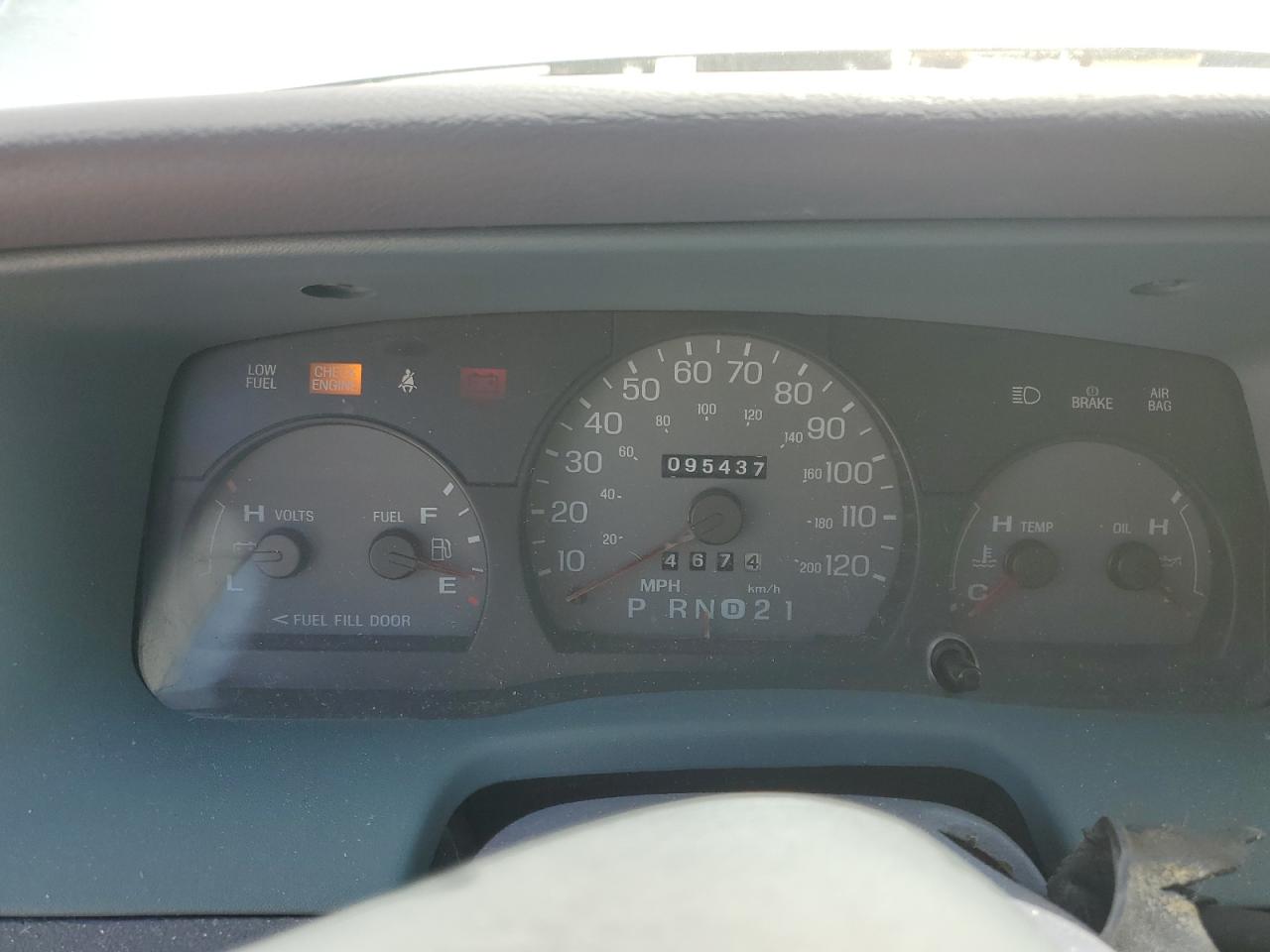 2000 Mercury Grand Marquis Gs VIN: 2MEFM74W2YX625405 Lot: 50847035