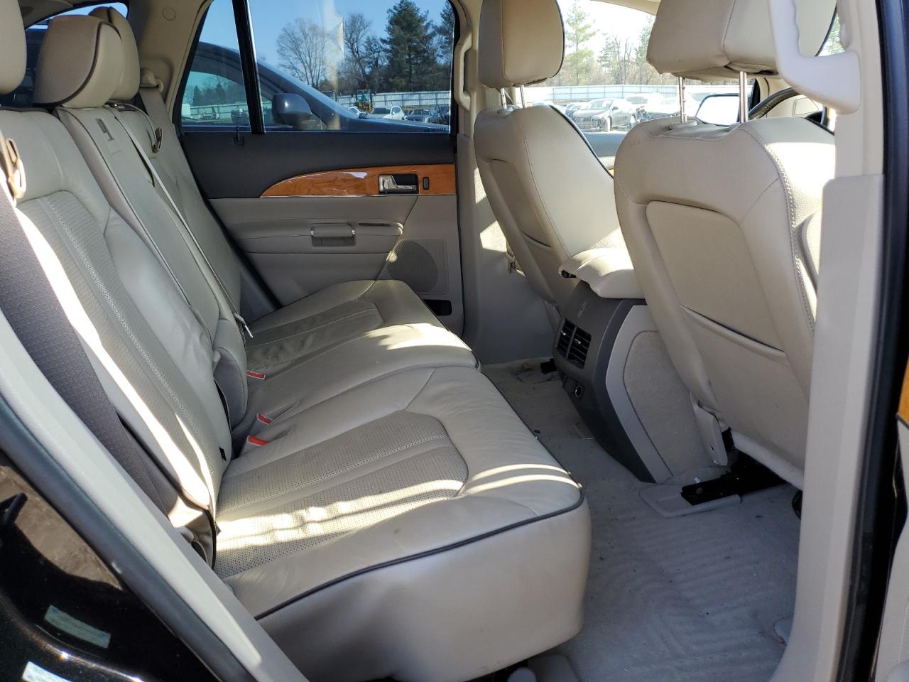 2013 Lincoln MKX - Image 11