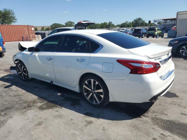  NISSAN ALTIMA 2017 Biały