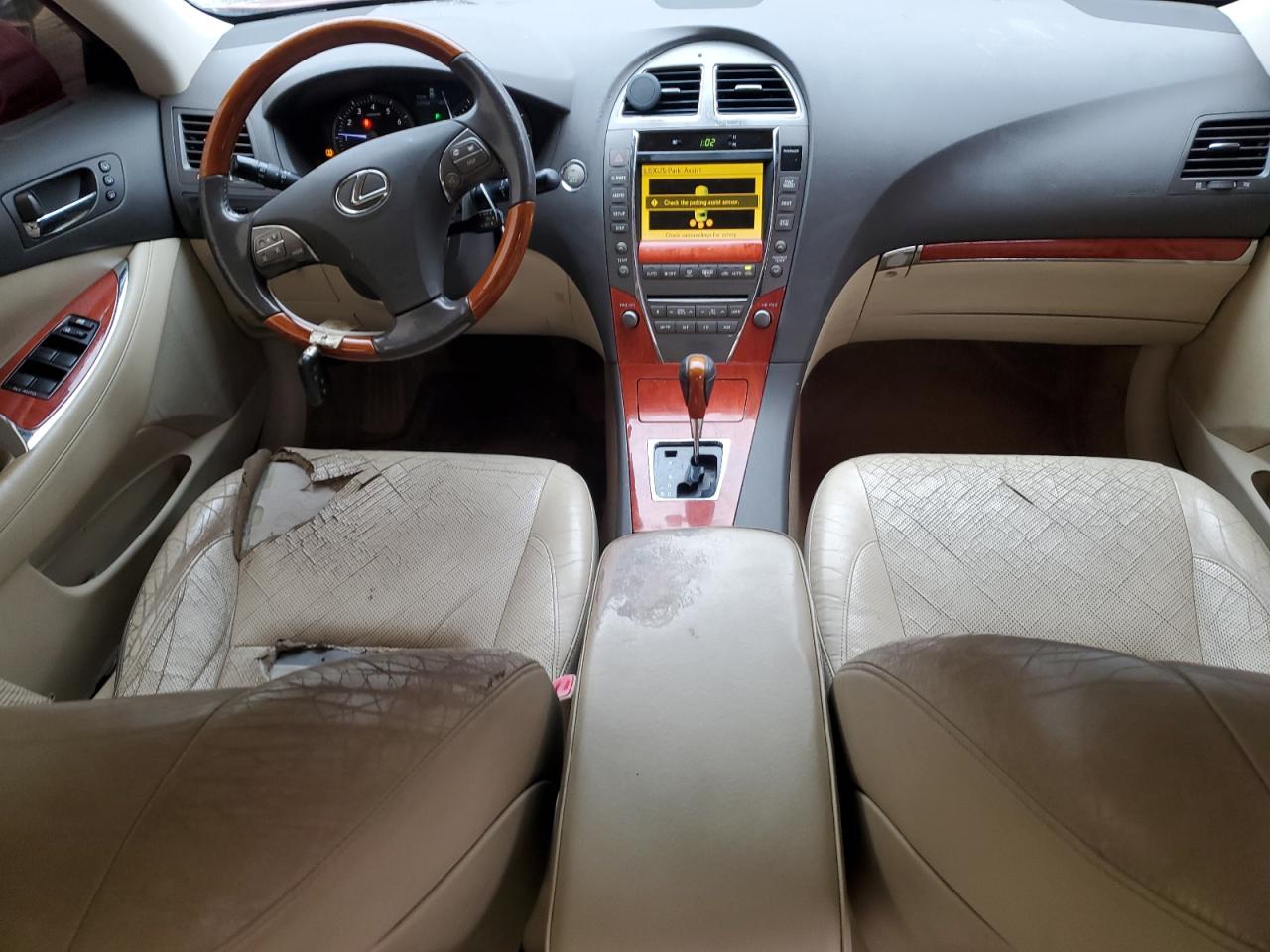 2010 Lexus ES - Image 8