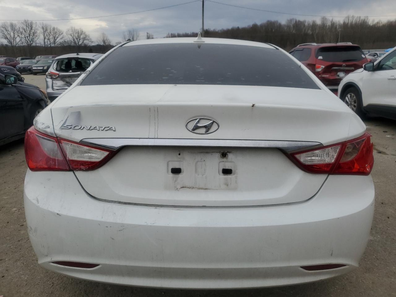 2012 Hyundai Sonata - Image 6