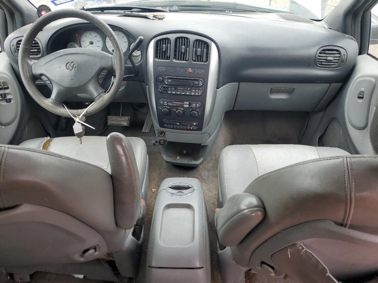 2004 Dodge Grand Caravan Sxt VIN: 2D4GP44L44R562844 Lot: 47646035